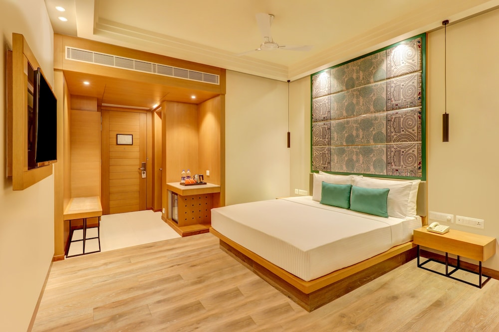 Executive Room - Photo 5