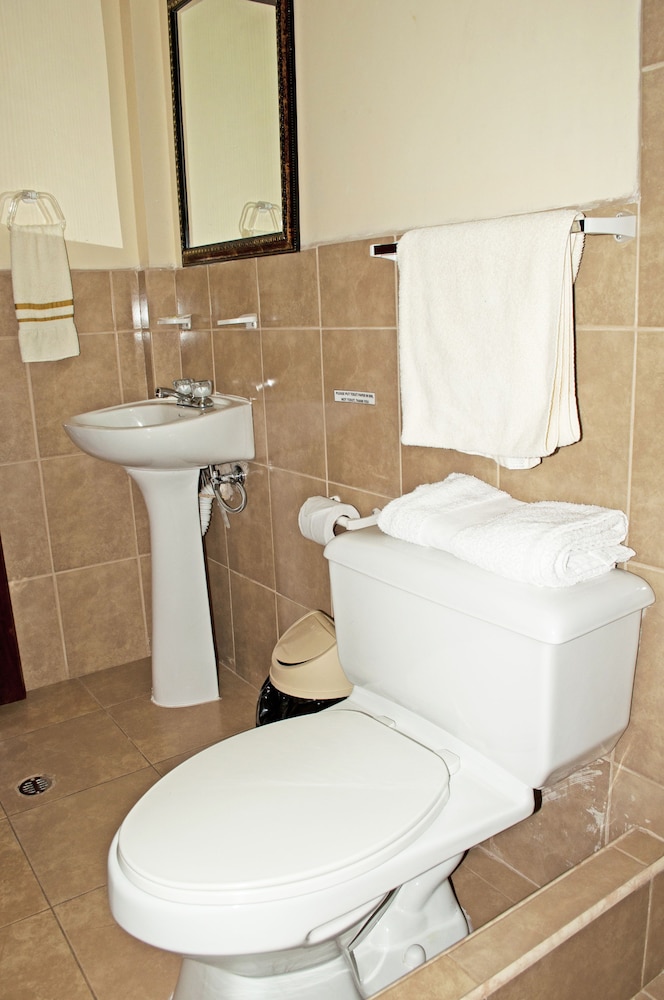 Senior Room, 5 Bedrooms, Mountain View