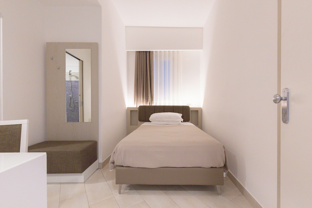 Basic Single Room