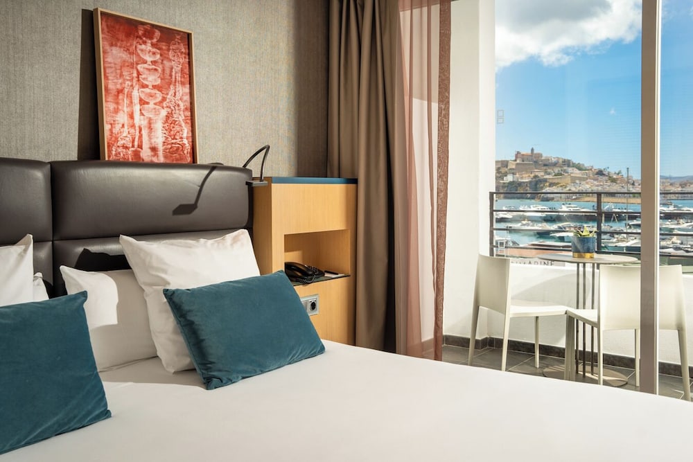 Deluxe Double Room, Sea View photo 3