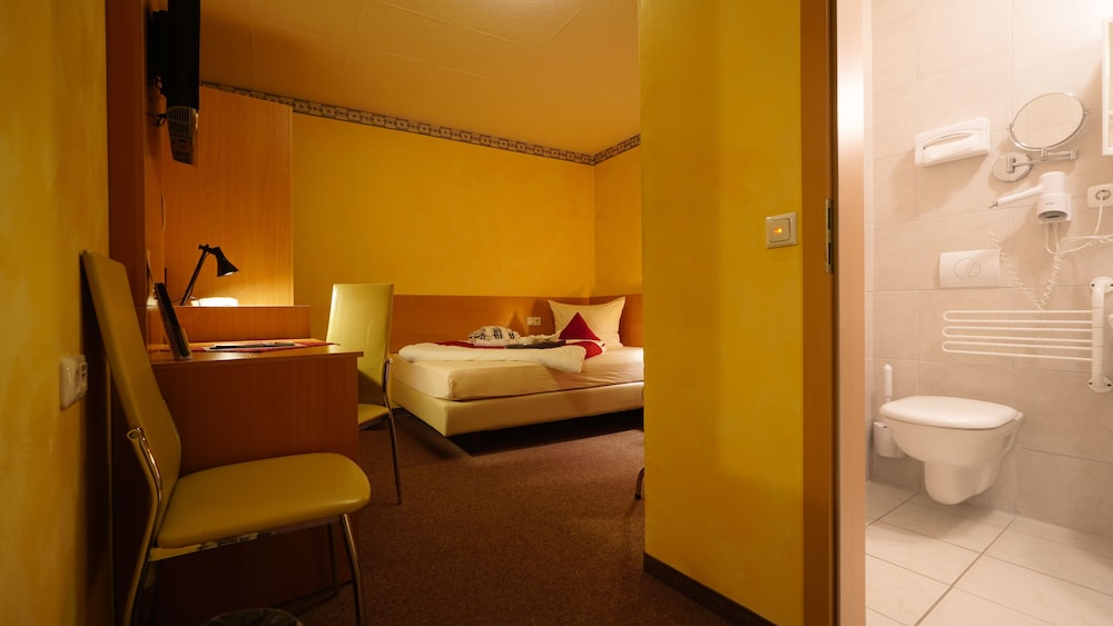 Single Room photo 1