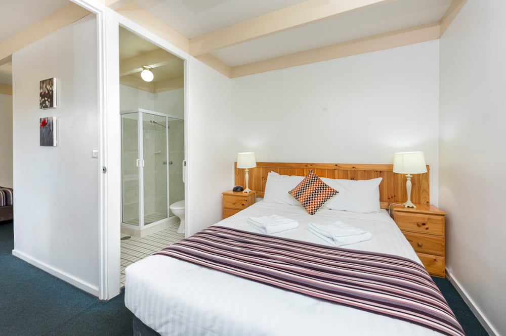 Queen Ensuite Villa photo 2