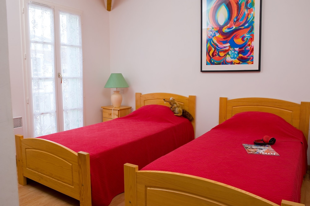 House, 2 Bedrooms (4 to 5 person)