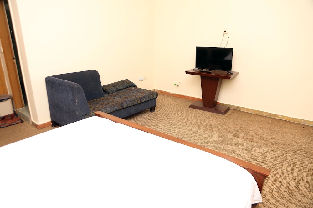 Standard Double Room, 1 Double Bed - Photo 2