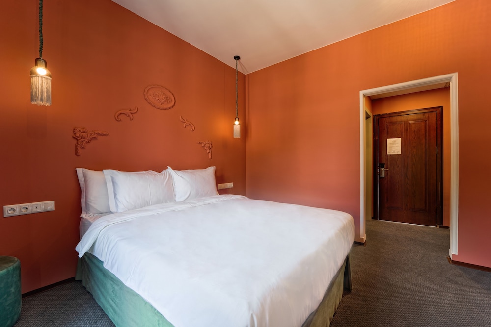 Standard Double Room, Garden View