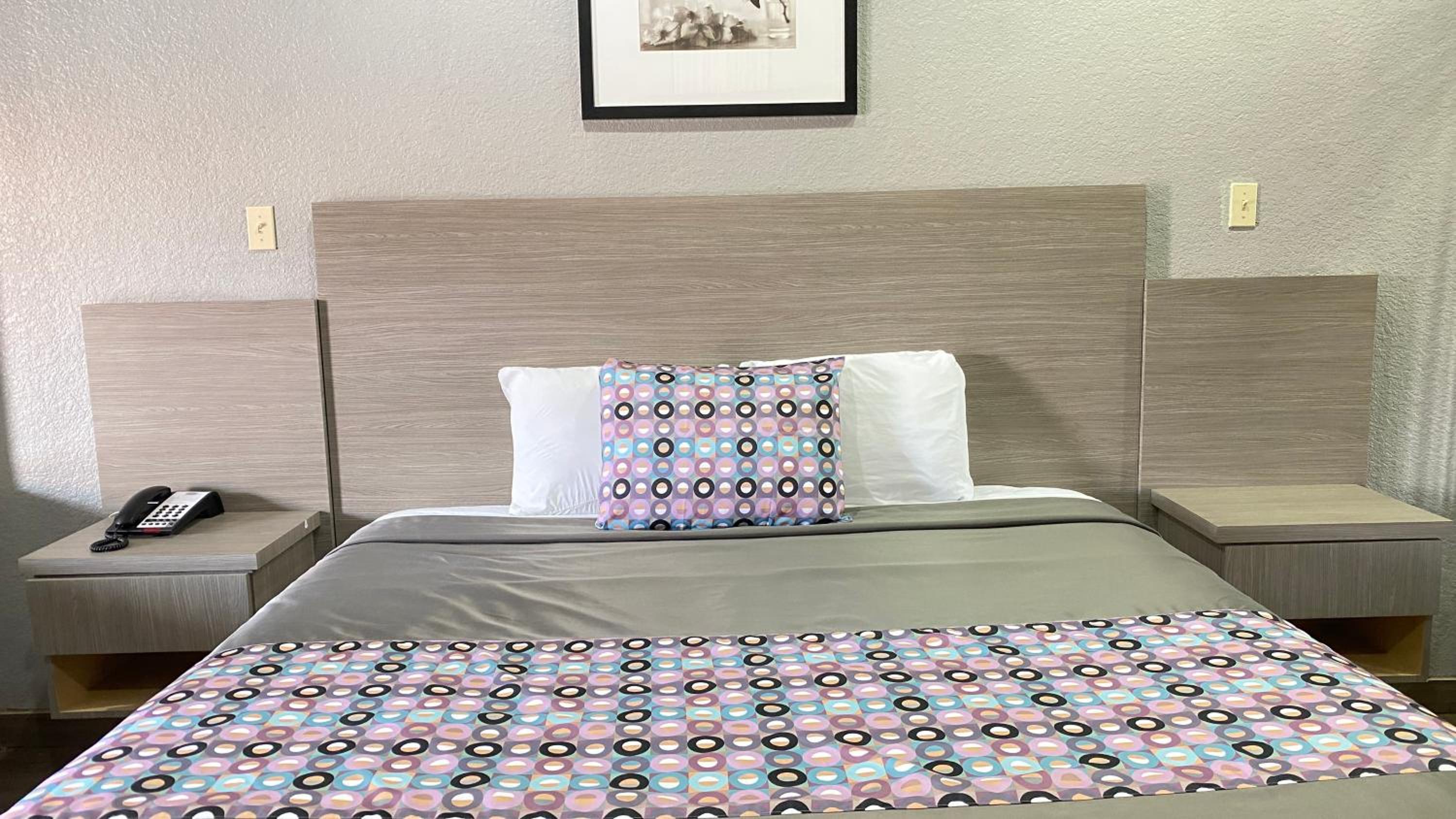 King Suite - Photo 12