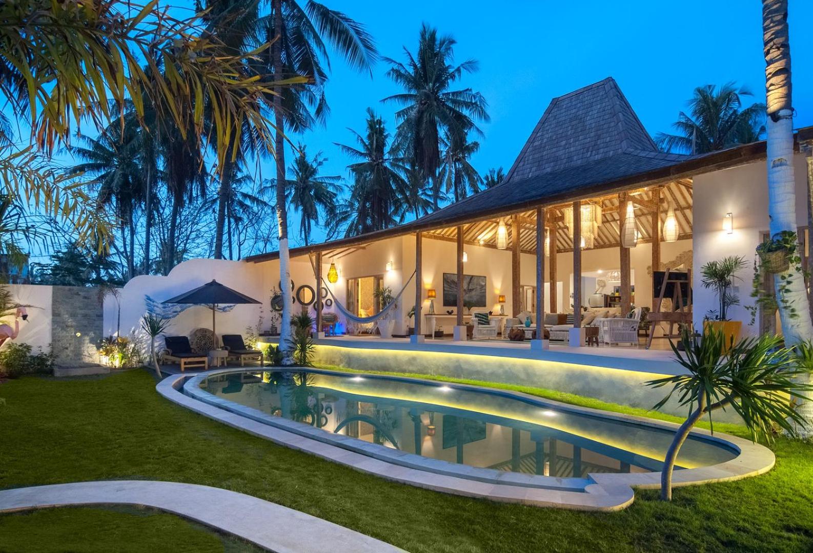 Four-Bedroom Villa with Private Pool photo 2