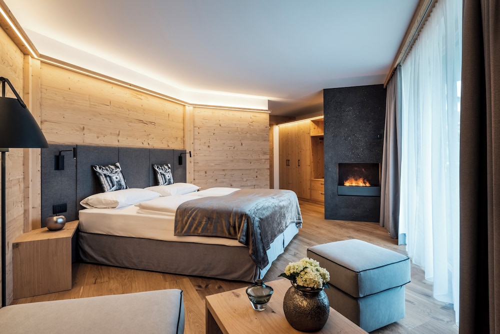 Deluxe Double Room, Mountain View photo 1