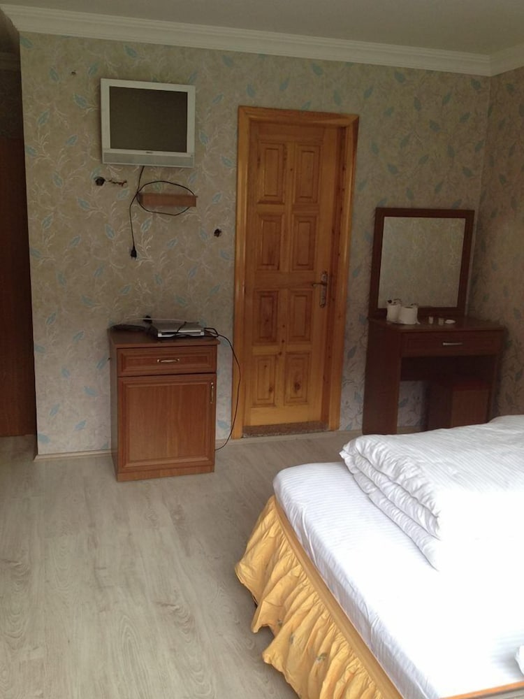 Standard Double or Twin Room, Mountain View - Photo 5