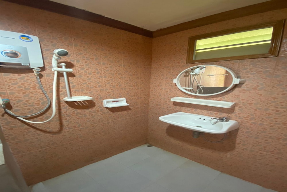 Deluxe Triple Room photo 2