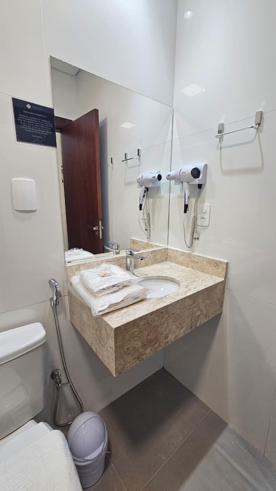 Standard Double or Twin Room photo 3