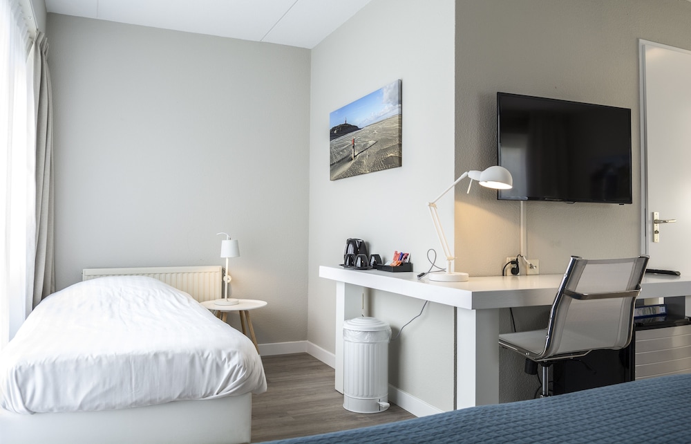 Triple Room, Private Bathroom photo 3