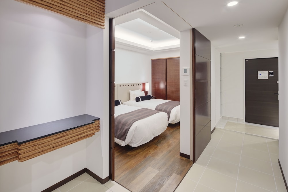 Infinity Suite 2 bed rooms for 4 people photo 3