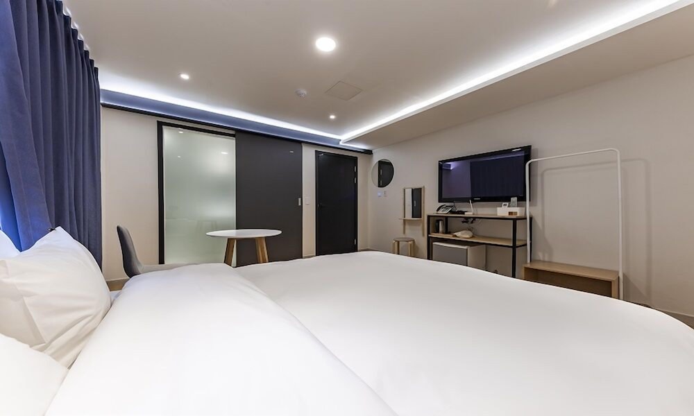 Premium Double Room - Photo 4