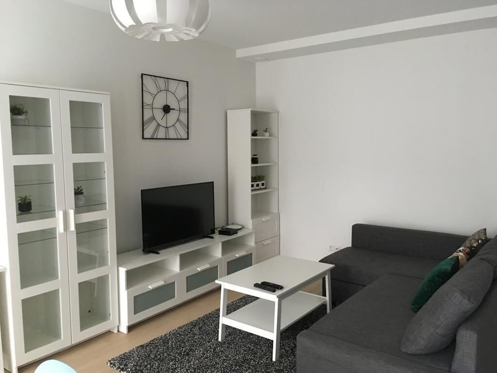 Apartment photo 1