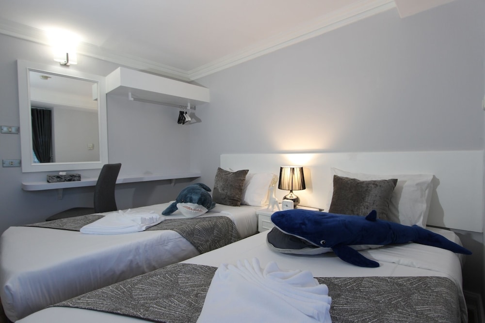 Family Room - Photo 23