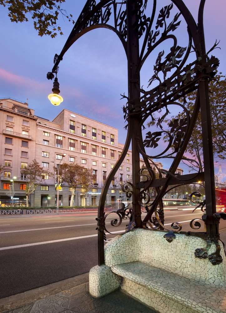 Suite, 1 King Bed (Barcelona)