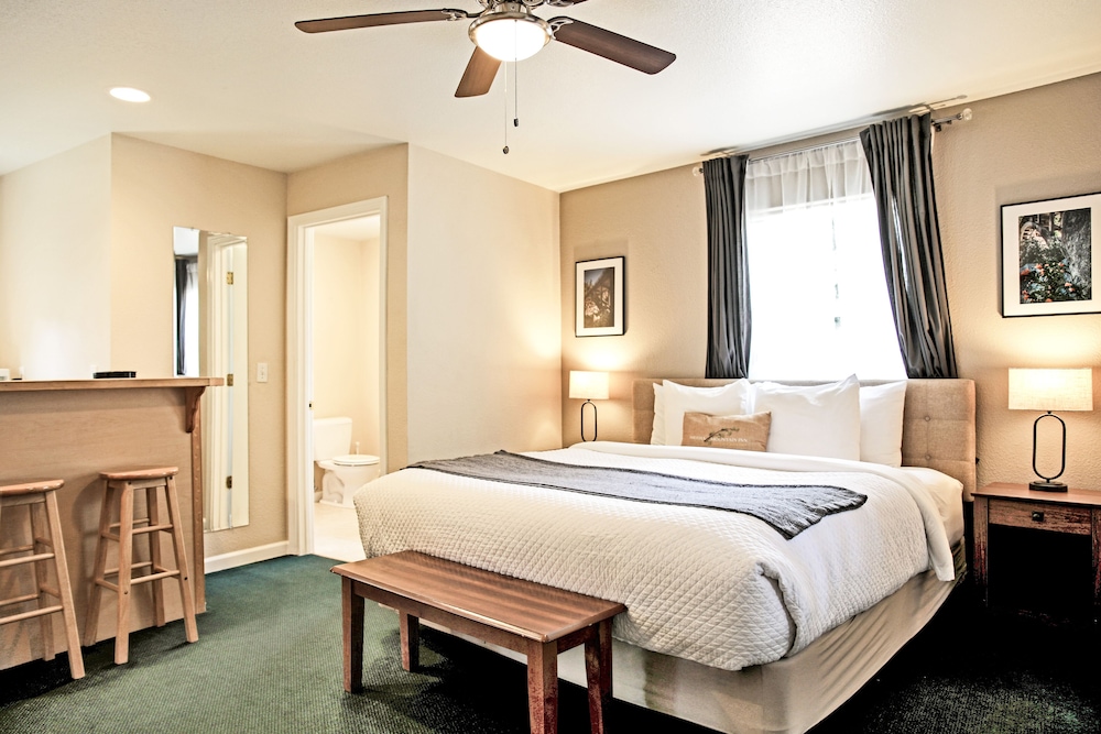 Premium Suite, 2 Bedrooms, Kitchenette