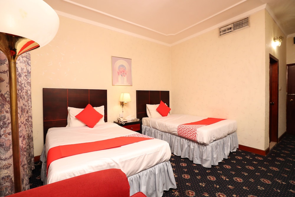 Twin Room - Photo 5