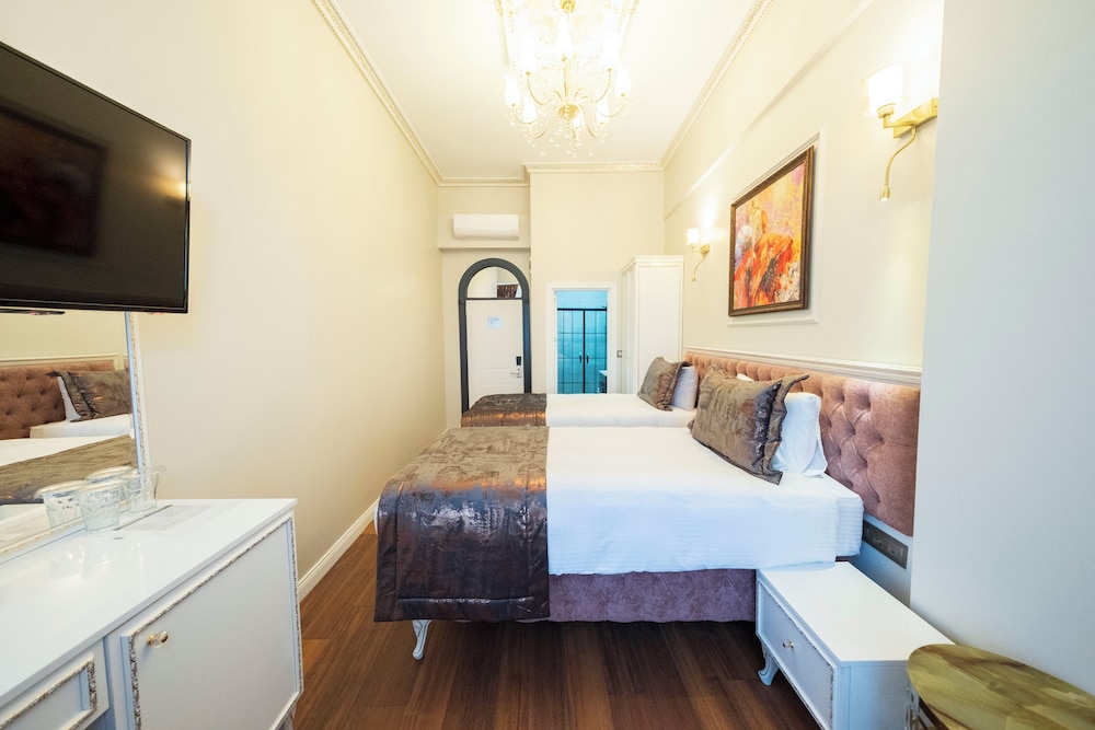 Deluxe Twin Room photo 2