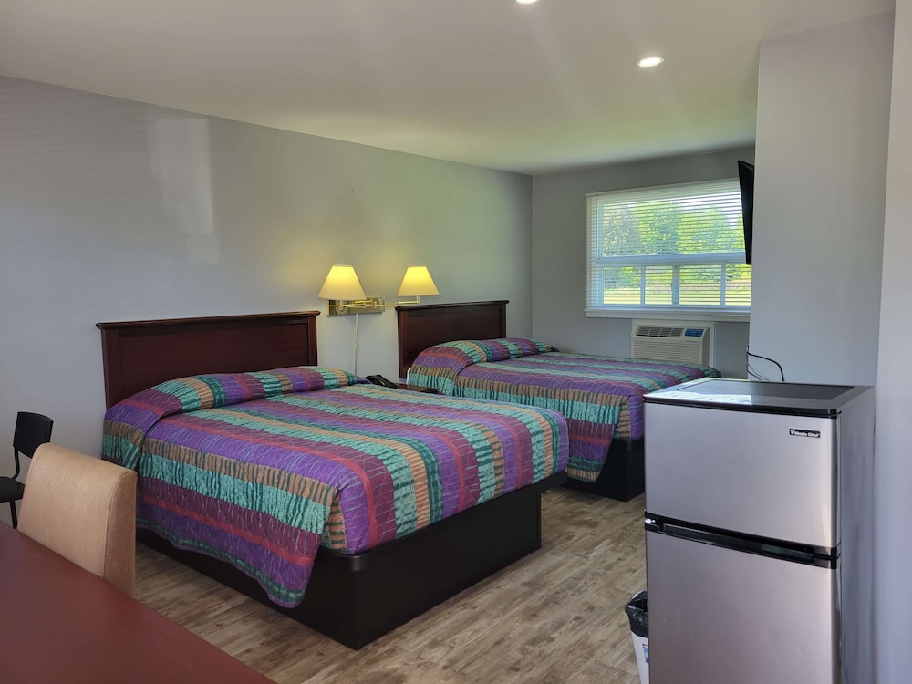 Deluxe Room, 2 Queen Beds, Non Smoking, Kitchenette photo 3