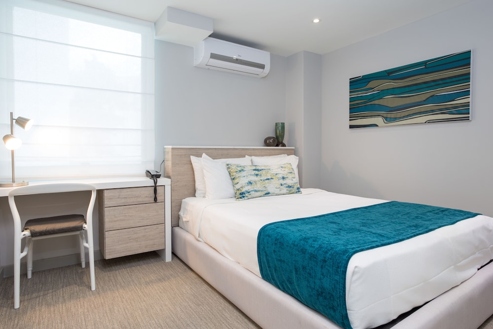 Standard Room, 1 Queen Bed, Accessible photo 3