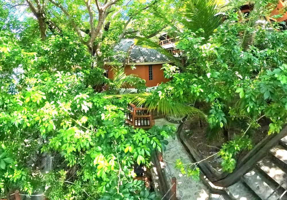 High Hill Villa - Photo 13