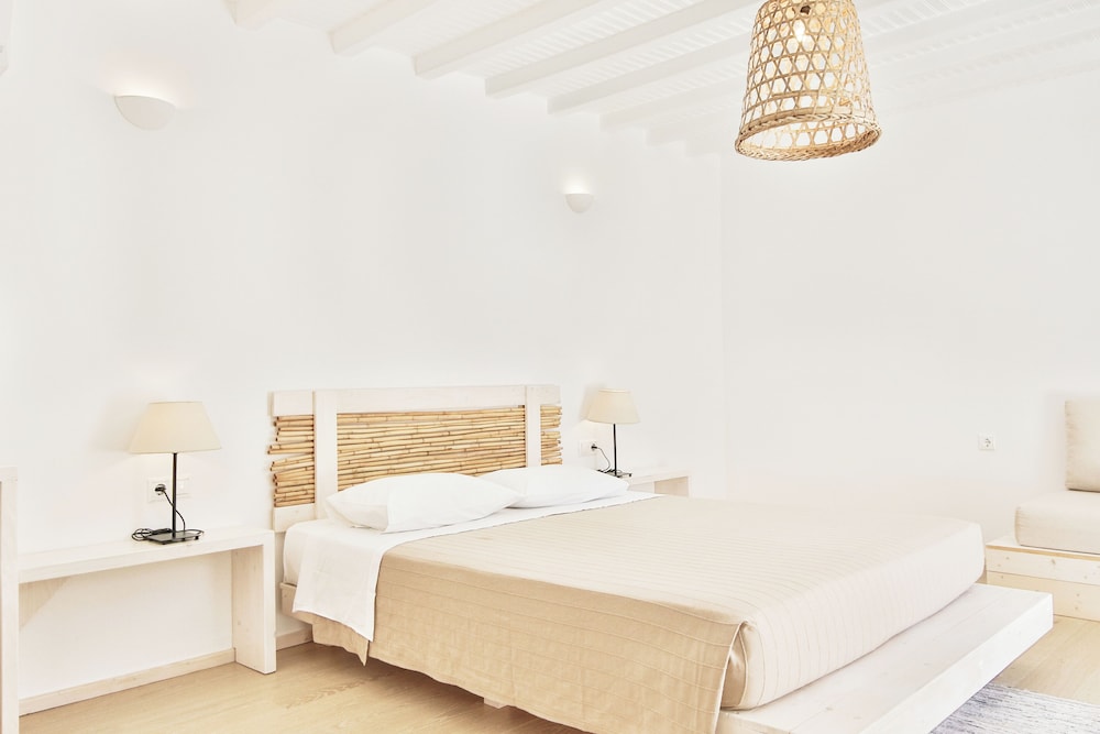 Double Room, Patio, Partial Sea View photo 2