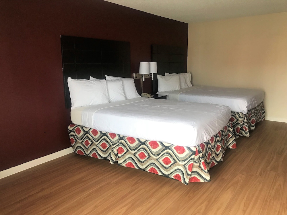 Deluxe Room, 2 Queen Beds, Non Smoking - Photo 3