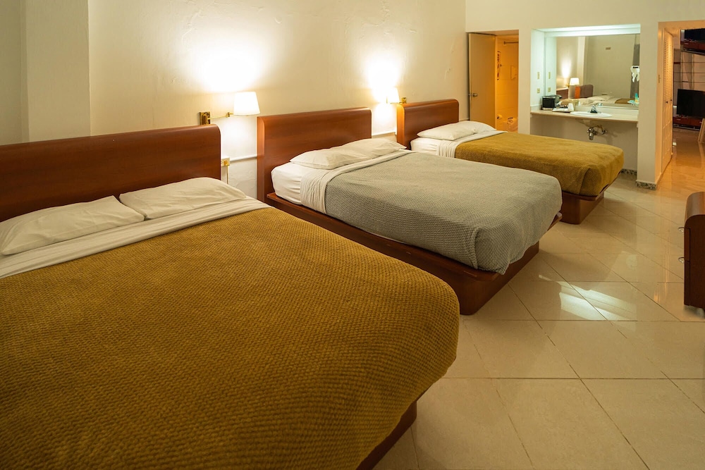 Family Triple Room photo 1