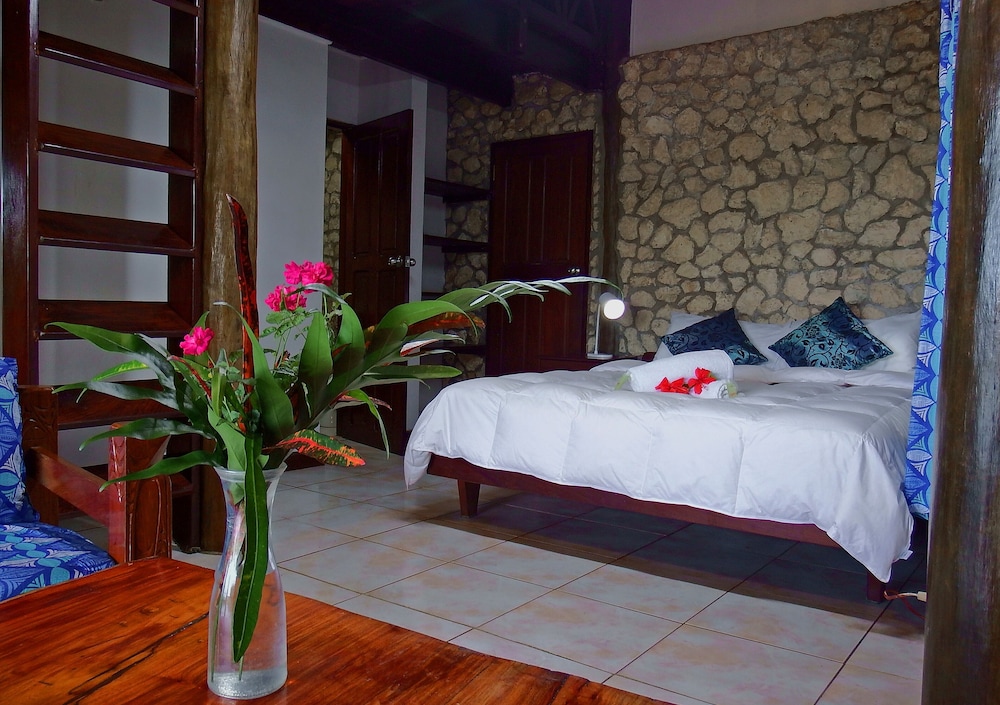 Premier Bungalow, 2 Bedrooms, Ocean View photo 2