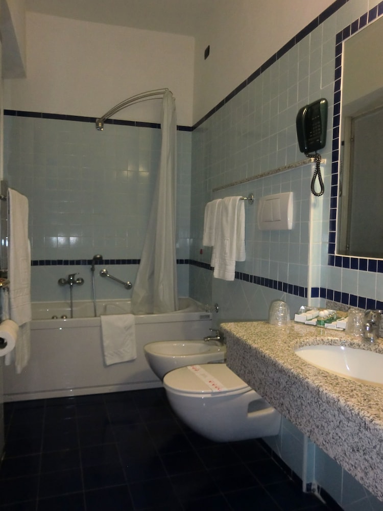 Triple Room, Non Smoking photo 3