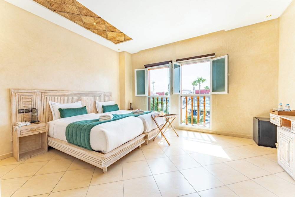 Quadruple Room, 2 Bedrooms photo 2