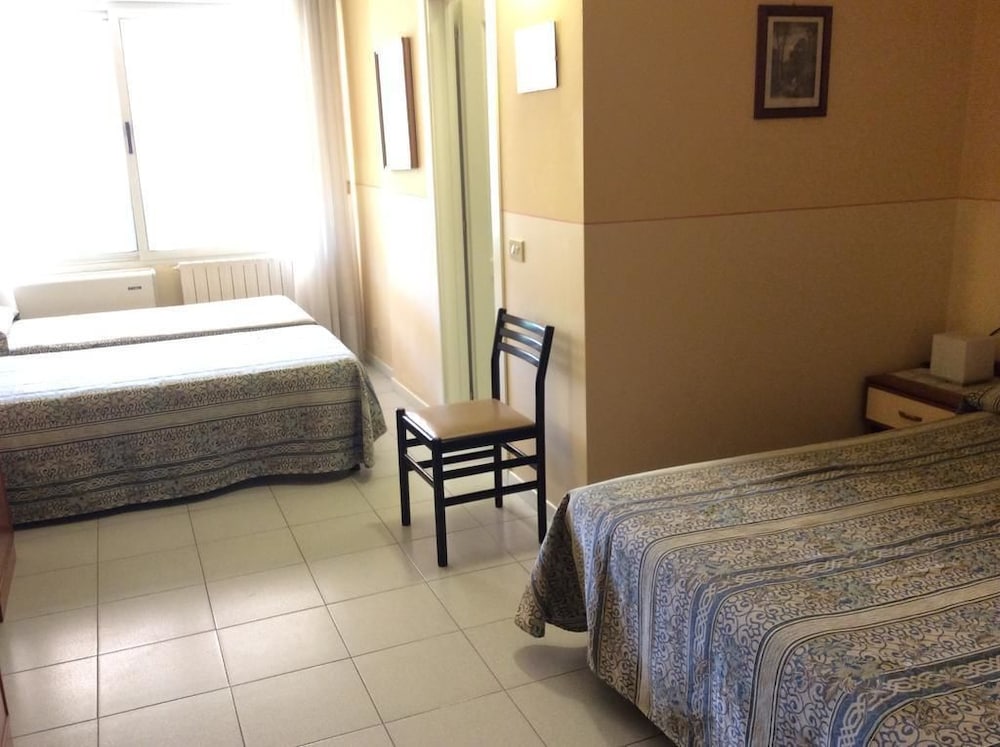 Quadruple Room photo 2