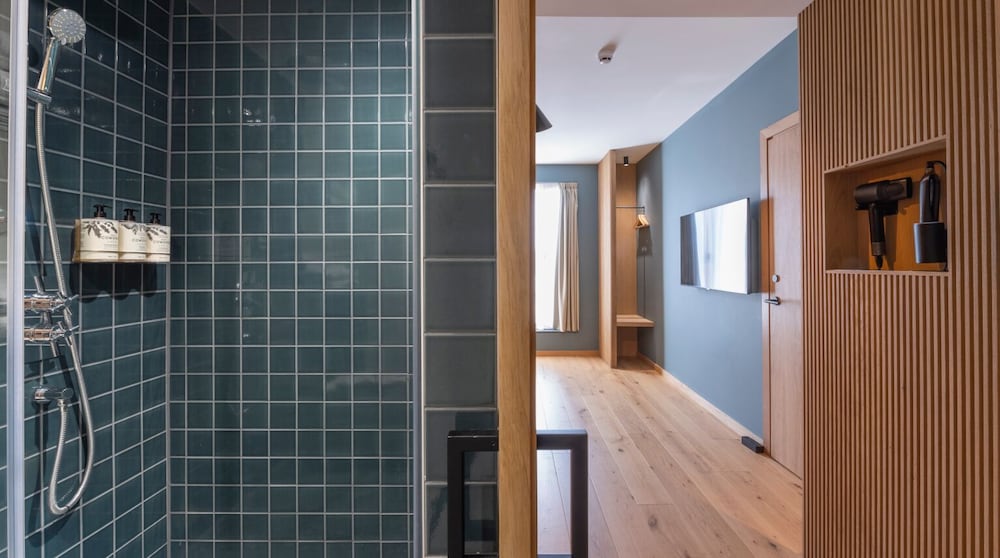 Accessible Room - Photo 6