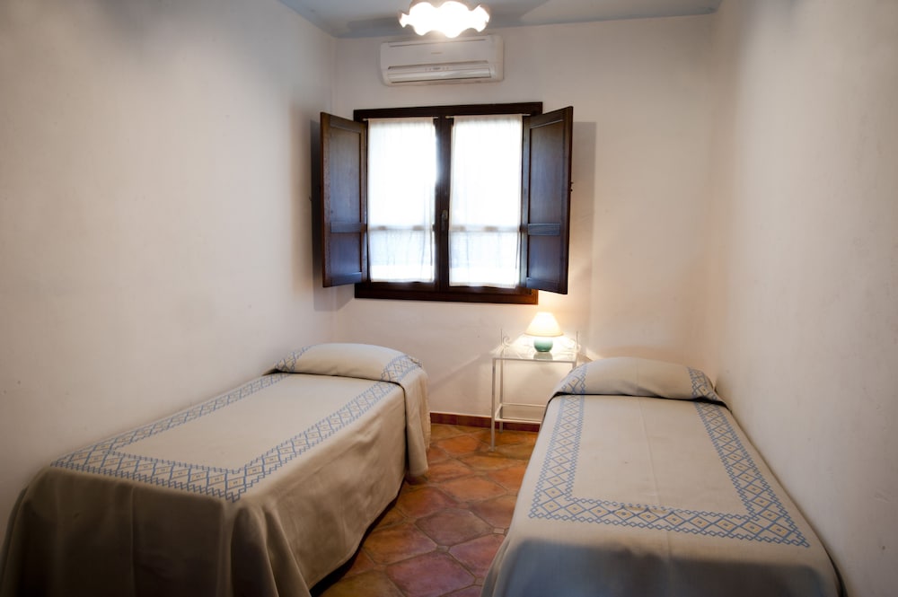 Double or Twin Room photo 3