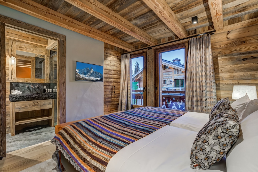 Chalet (Chalet Aster And Spa)