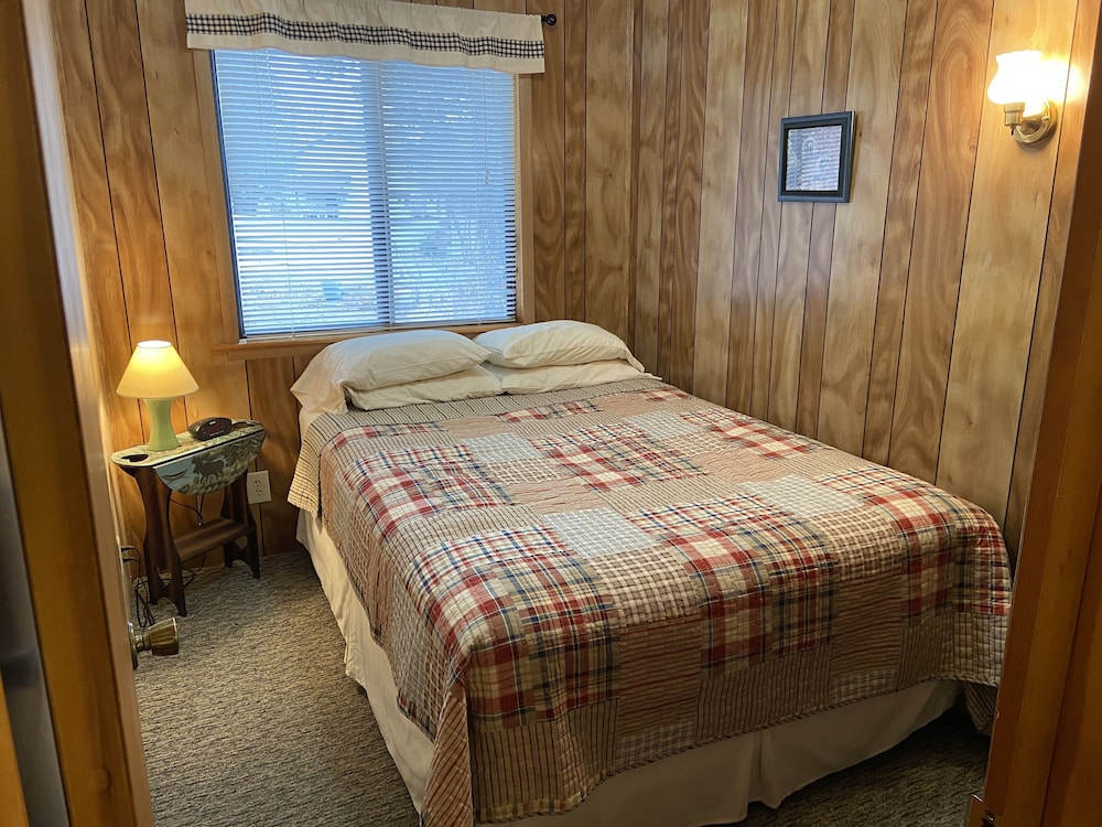 Cabin 7 photo 3