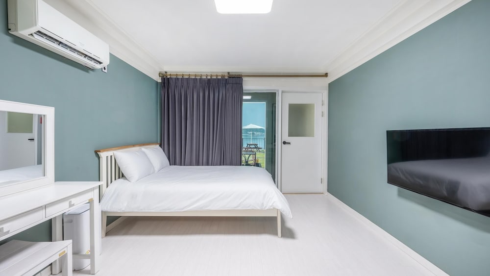 Basic Room, 1 Bedroom (room 102) photo 1