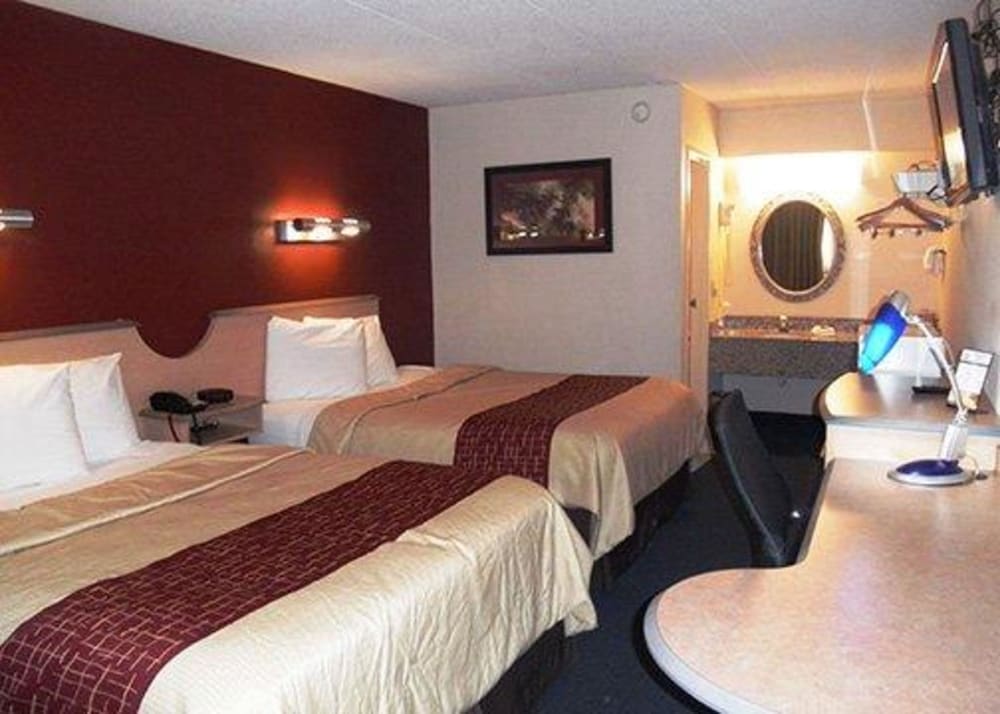 Room, 2 Queen Beds, Non Smoking