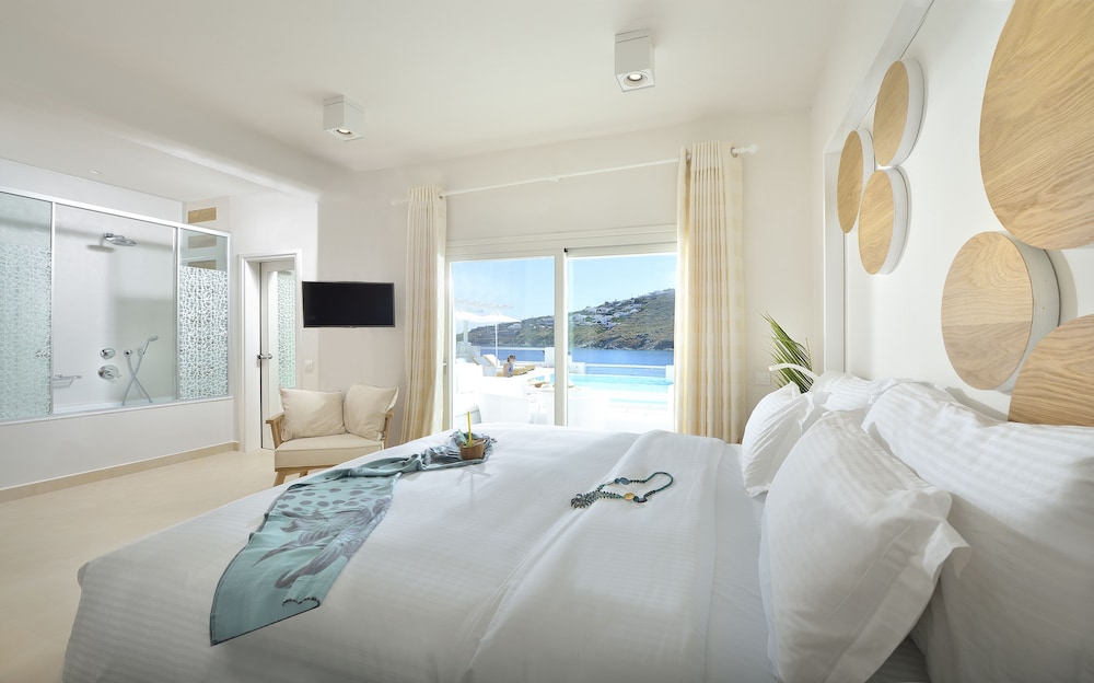 Sunshine Junior Suite, Sea View - Photo 11
