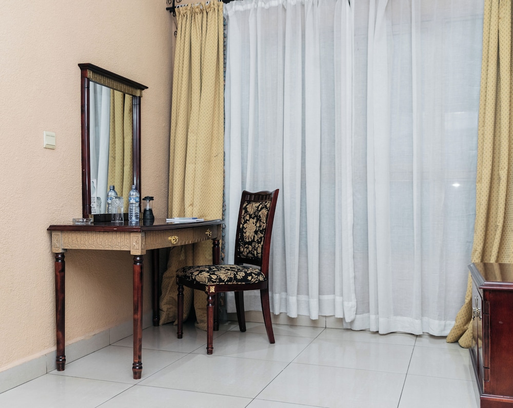 Junior Suite, Garden View photo 2