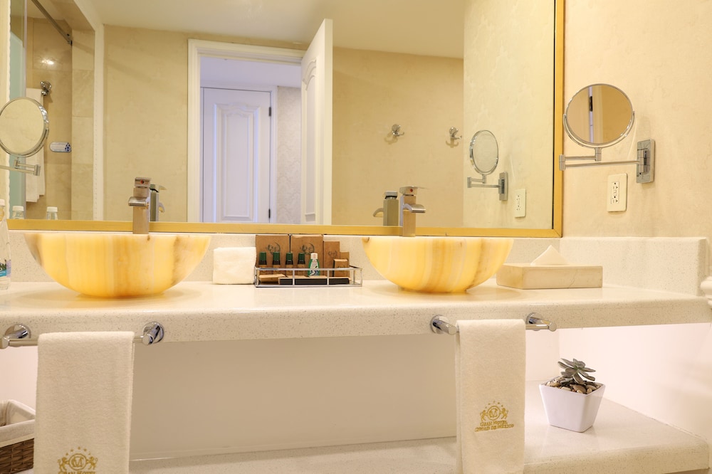 Master Suite - Photo 8
