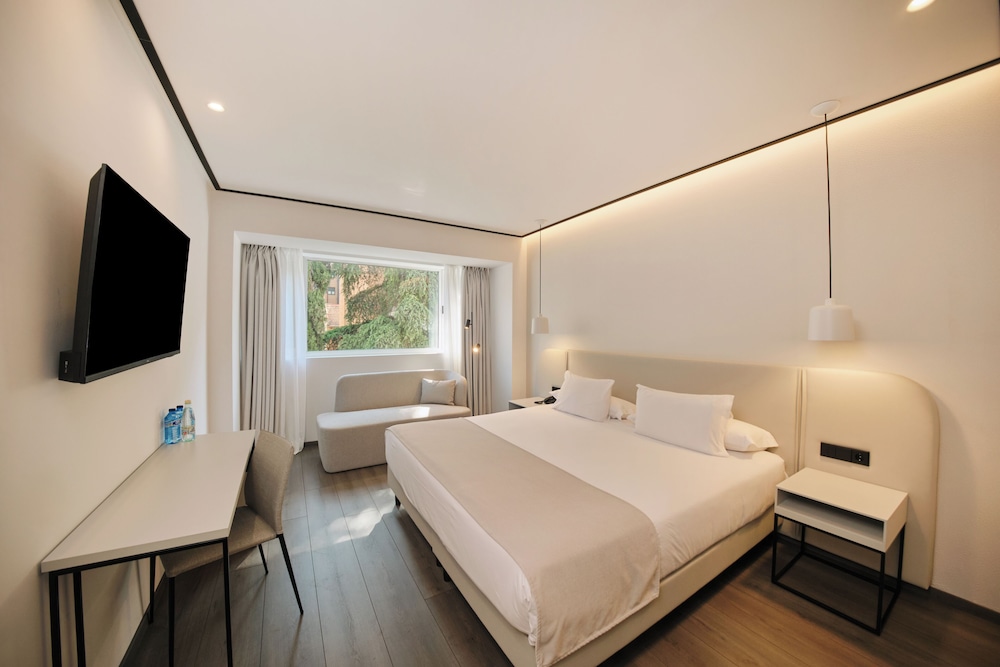 Standard Triple Room - Photo 1