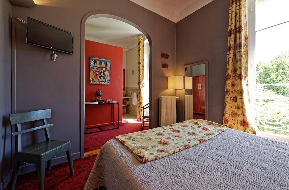 Comfort Double Room, Private Bathroom, Garden View (Au 1 Étage)