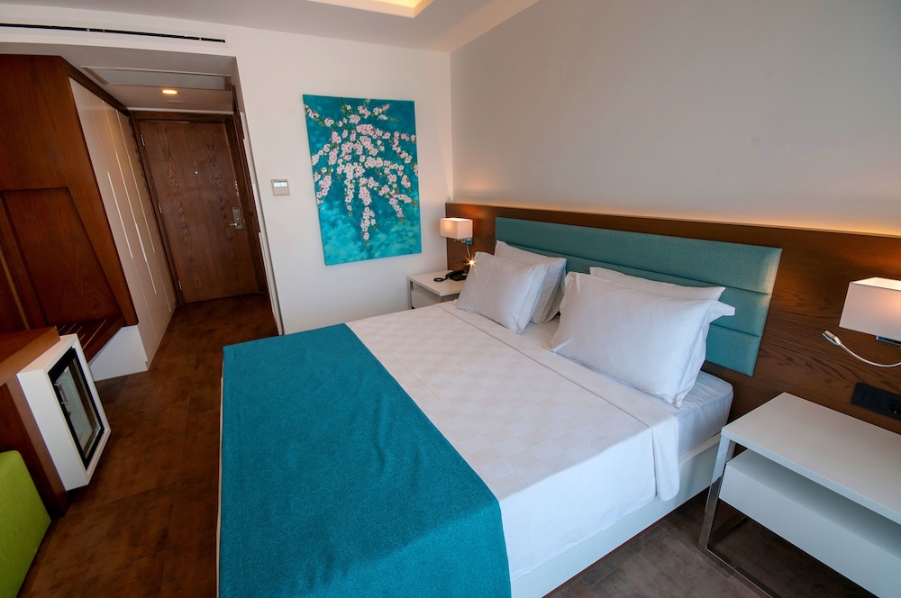Standard Double Or Twin Room, Garden View - Photo 1