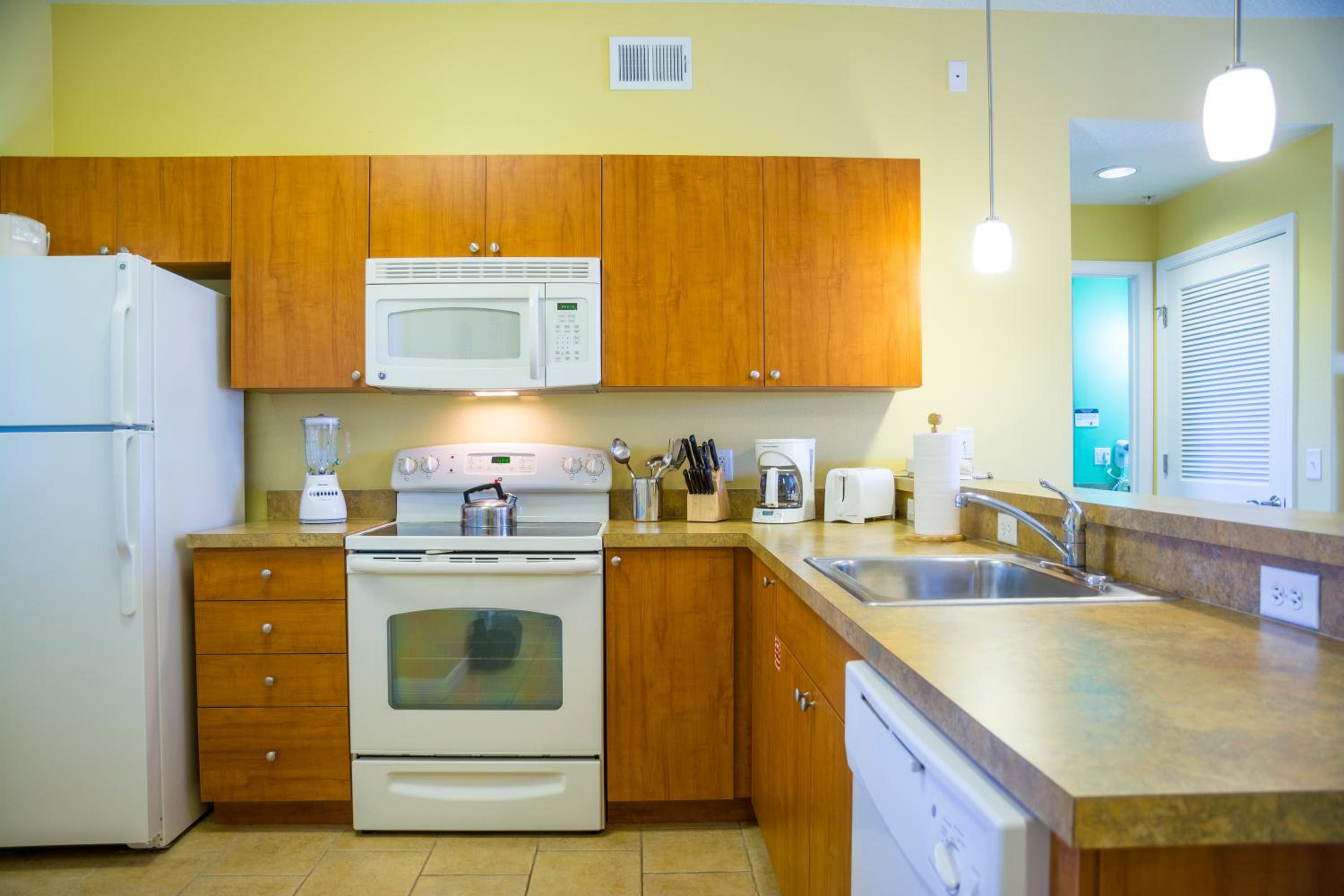 One Bedroom Condo with Sofa Bed - Full Kitchen - Photo 8