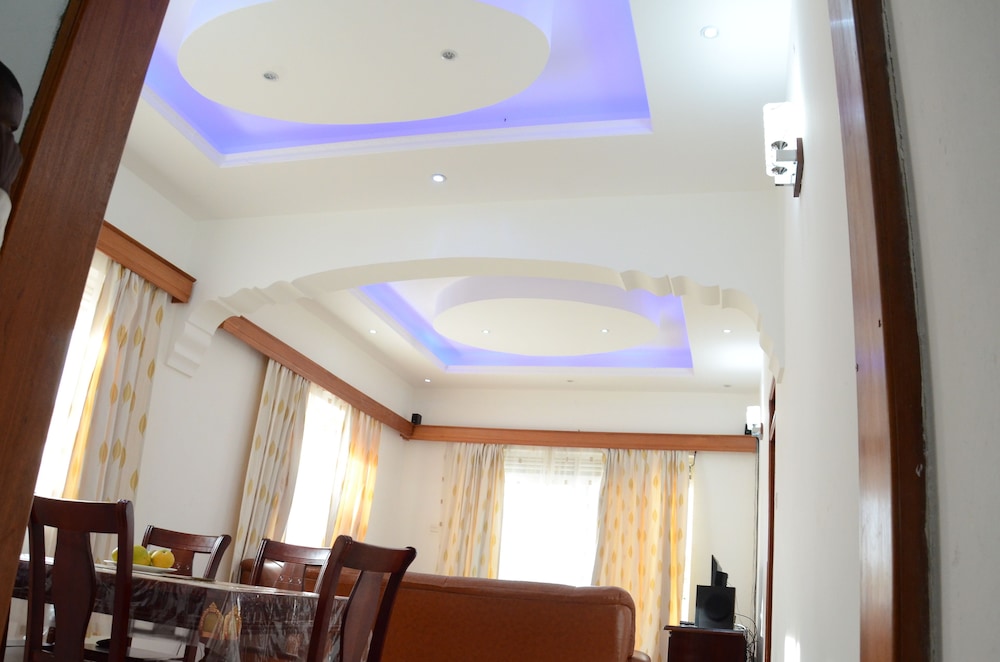 Premium Apartment, 2 Bedrooms, Ensuite photo 2