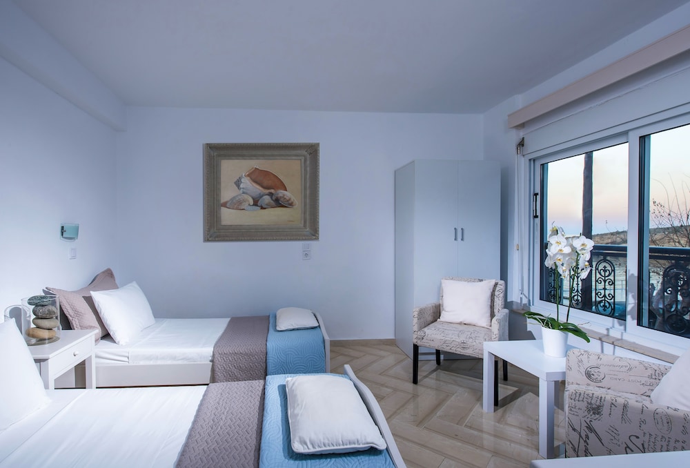 Apartment, 1 Bedroom, Partial Sea View