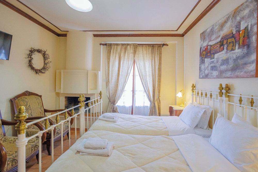 Superior Twin Room with Balcony